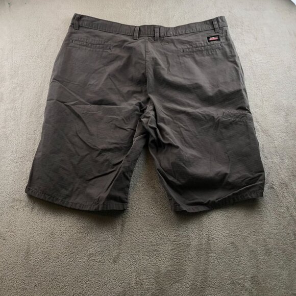 Dickies Mens Cargo Shorts Size 42 Lot Of Two Flex Outdoors Casual Tan Gray - Picture 4 of 16